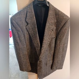 Rare Burberry sport coat in 100% camel hair soft plaid and Tweed size 44 regular